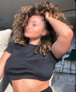 672824521: Chica busca chico en Cádiz