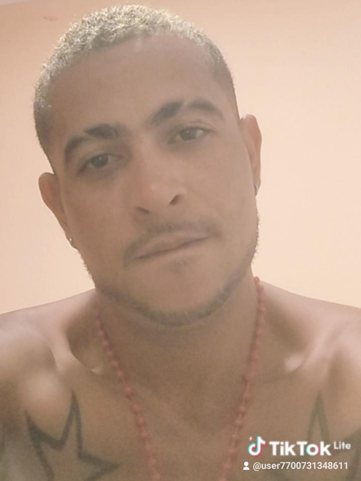 Chico busca chica en Las Palmas: 