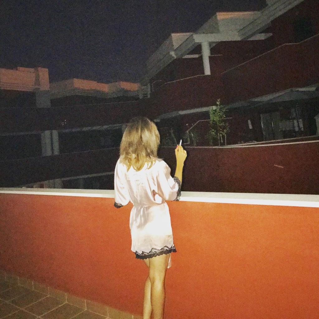613572914: Chica busca chico en Málaga