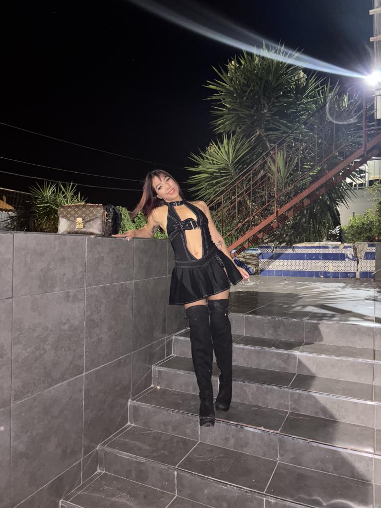 614498695: Chica busca chico en Mallorca