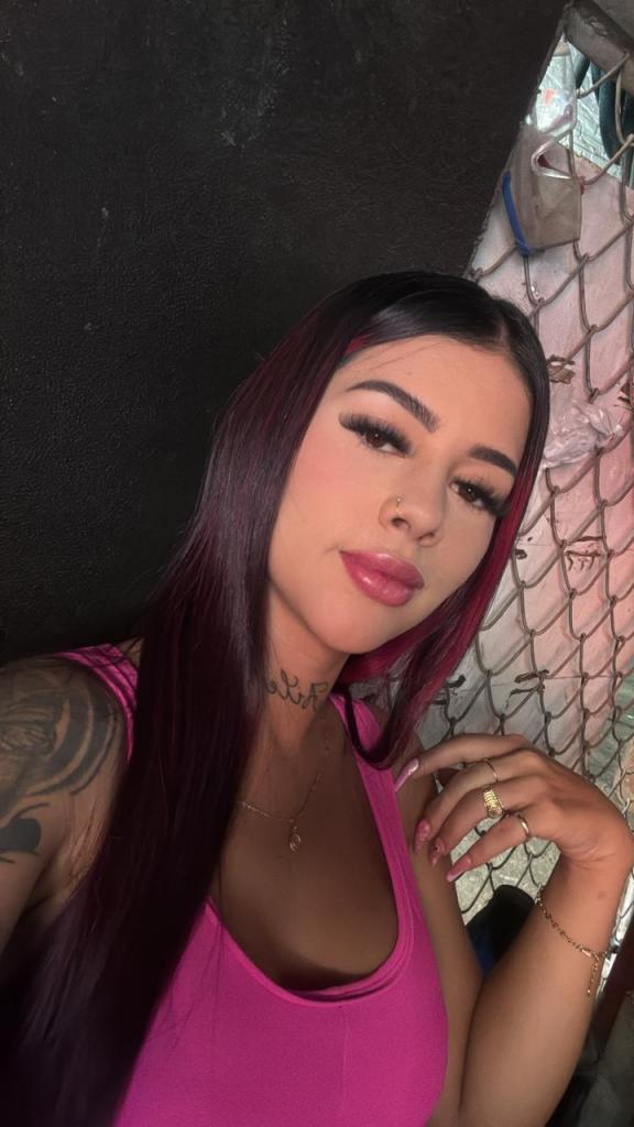 Chica busca chico en Málaga: Chica busca chico