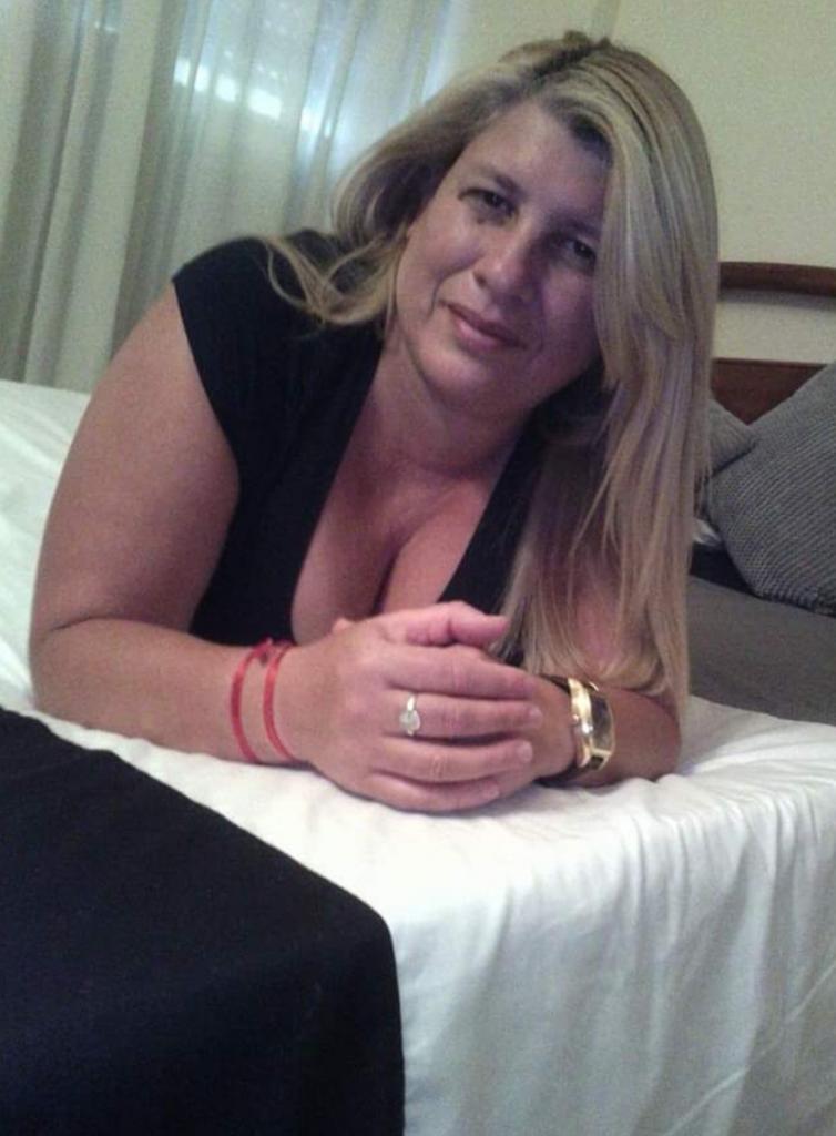 613045567: Chica busca chico en Alicante