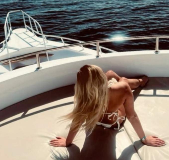 Chica busca chico en Mallorca: 