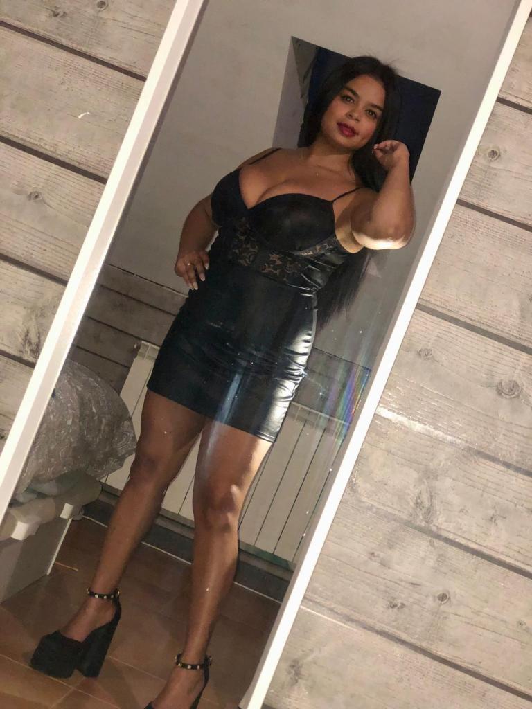 Chica busca chico en Barcelona: 