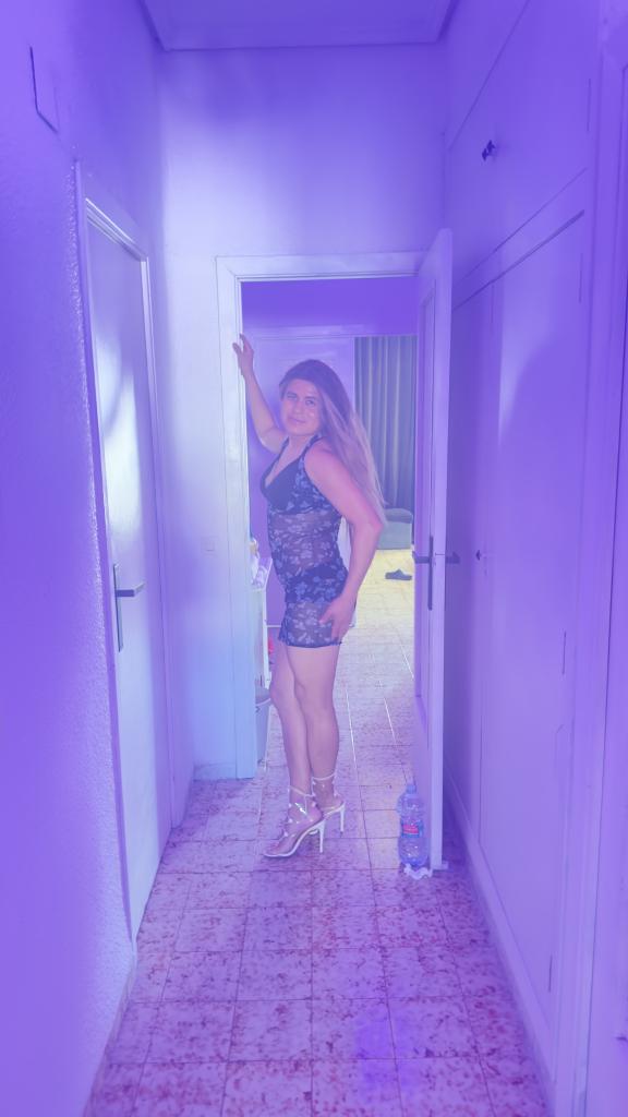 643886121: Transexual en Valencia