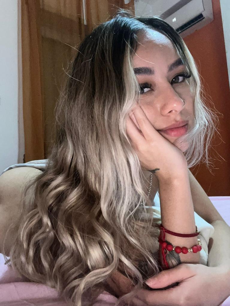 664118024: Chica busca chico en Guipúzcoa