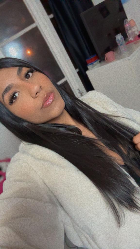 Chica busca chico en Valencia: Chica busca chico