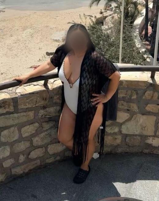 Chica busca chico en Murcia: 