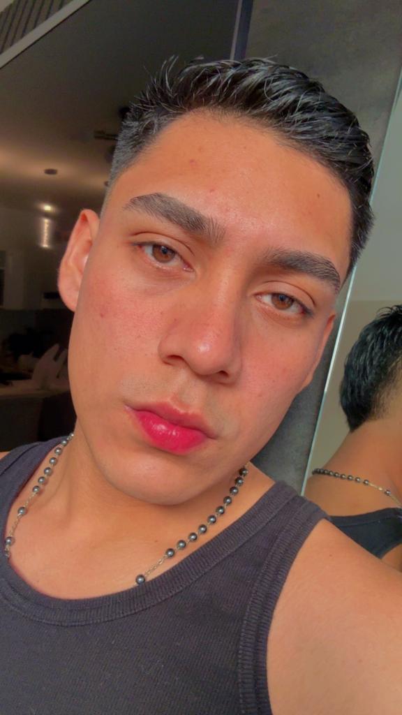663445216: Chico busca chica en Badajoz