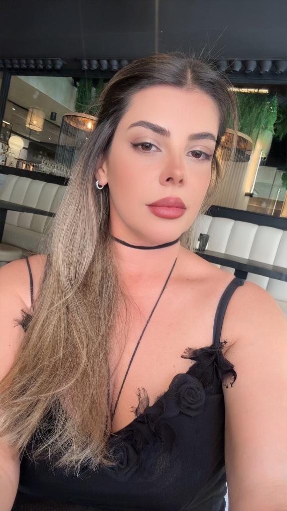 Chica busca chico en Granada: 