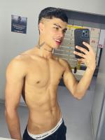 613425515: Chico busca chica en Málaga