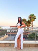 632589135: Chica busca chico en Ibiza