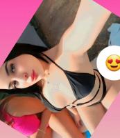 661121893: Chica busca chico en Sevilla