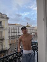 602536272: Chico busca chica en Madrid