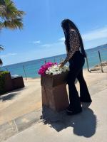 666414492: Chica busca chico en Gerona