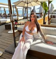 697356744: Chica busca chico en Menorca