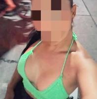 631334029: Chica busca chico en Gerona