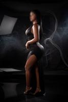 671134267: Chica busca chico en Sevilla