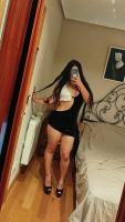 631707403: Chica busca chico en Barcelona