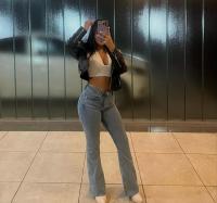 711269920: Chica busca chico en La Coruña
