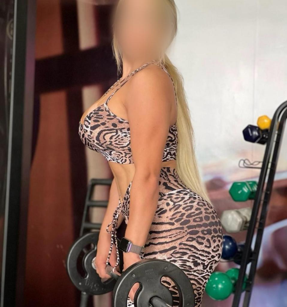 Chica busca chico en Tenerife: 