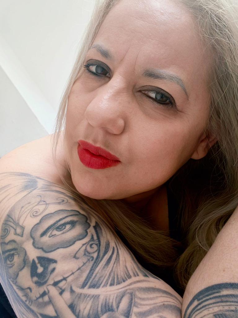 Chica busca chico en Orense: 