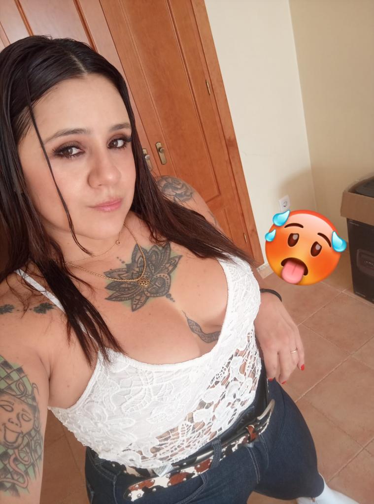 Chica busca chico en Cádiz: 