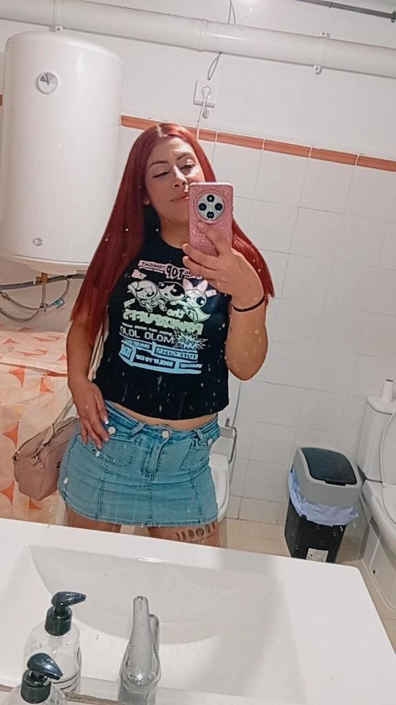 623426865: Chica busca chico en Barcelona