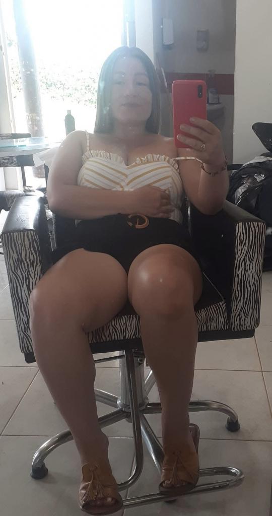 623417735: Chica busca chico en La Coruña