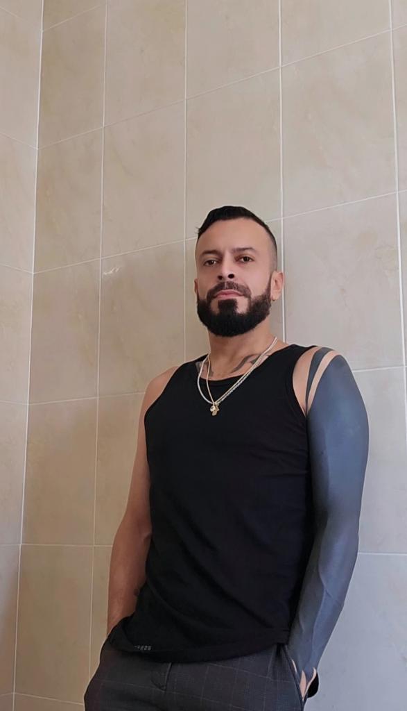 Chico busca chica en Mallorca: 