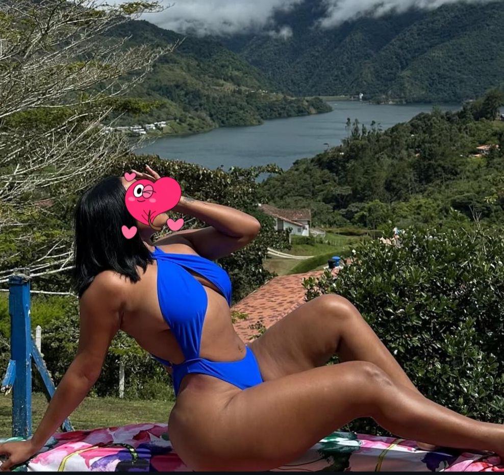 Chica busca chico en Sevilla: 