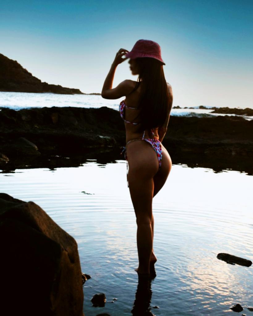 Chica busca chico en Tenerife: 