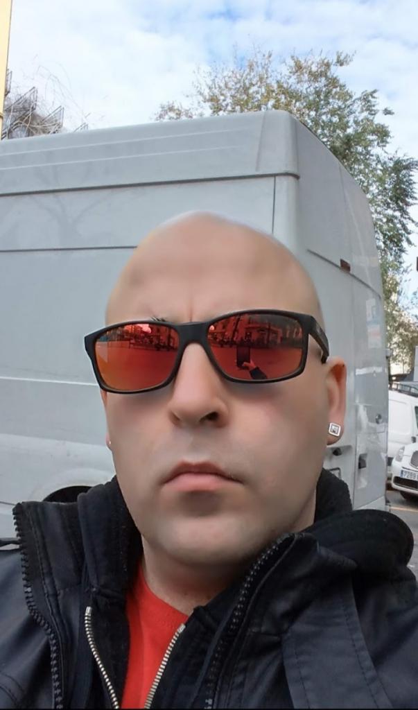 Chica busca chico en La Coruña: 