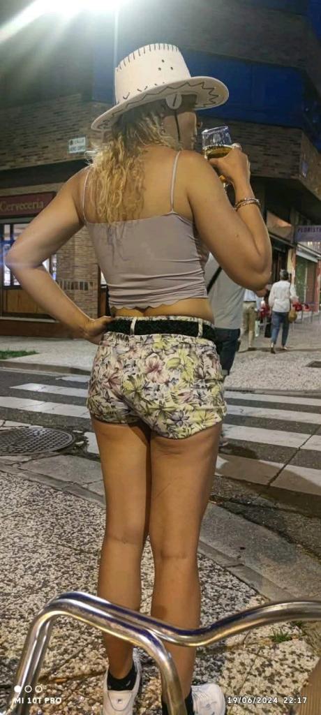 742017420: Chica busca chico en Zaragoza
