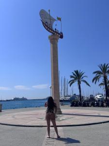 643459405: Chica busca chico en Mallorca