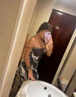 624751354: Chica busca chico en Sevilla