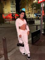 614609591: Chica busca chico en Barcelona