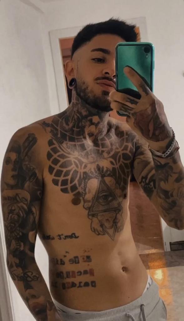 613433815: Travesti en Barcelona