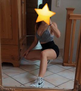 Chica busca chico en Cádiz: 
