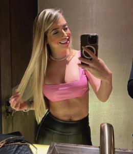 Chica busca chico en Ibiza: Chica busca chico