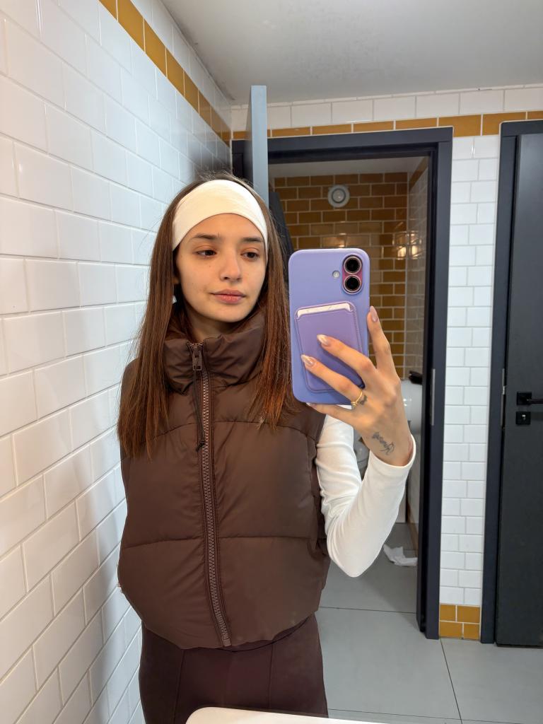 695104966: Chica busca chico en Granada