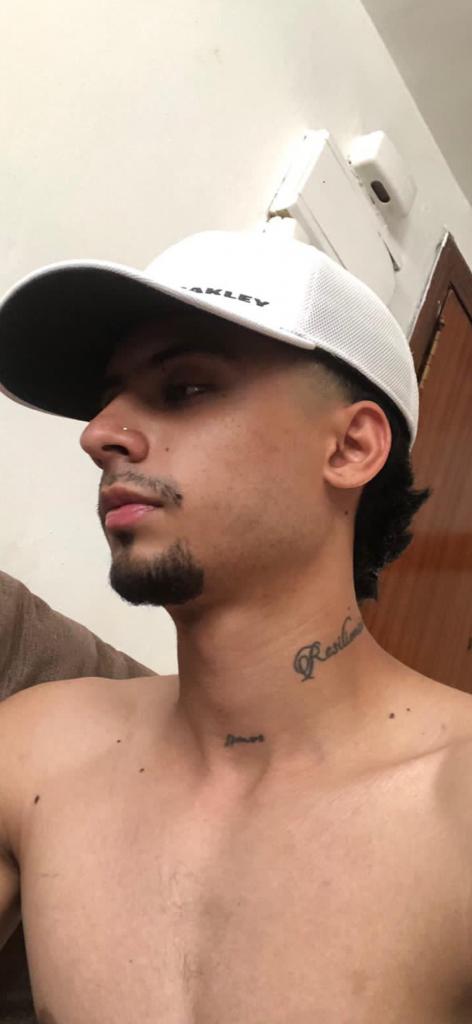 Chico busca chica en Huelva: 