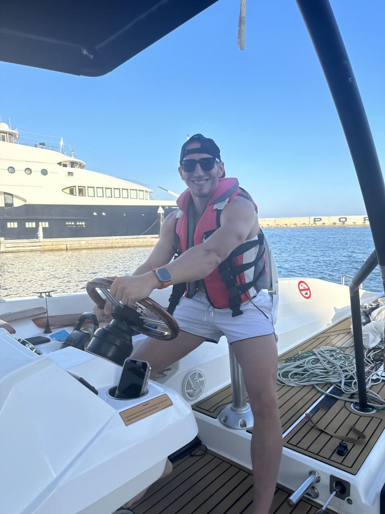 Chico busca chica en Barcelona: 