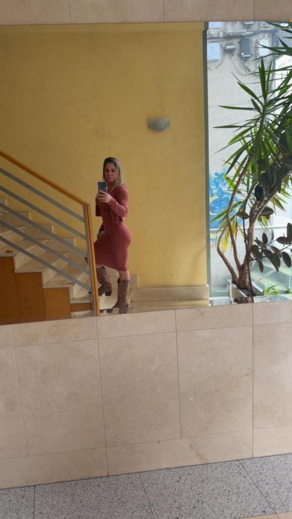 Chica busca chico en Orense: 