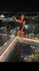 614812890: Chica busca chico en Madrid