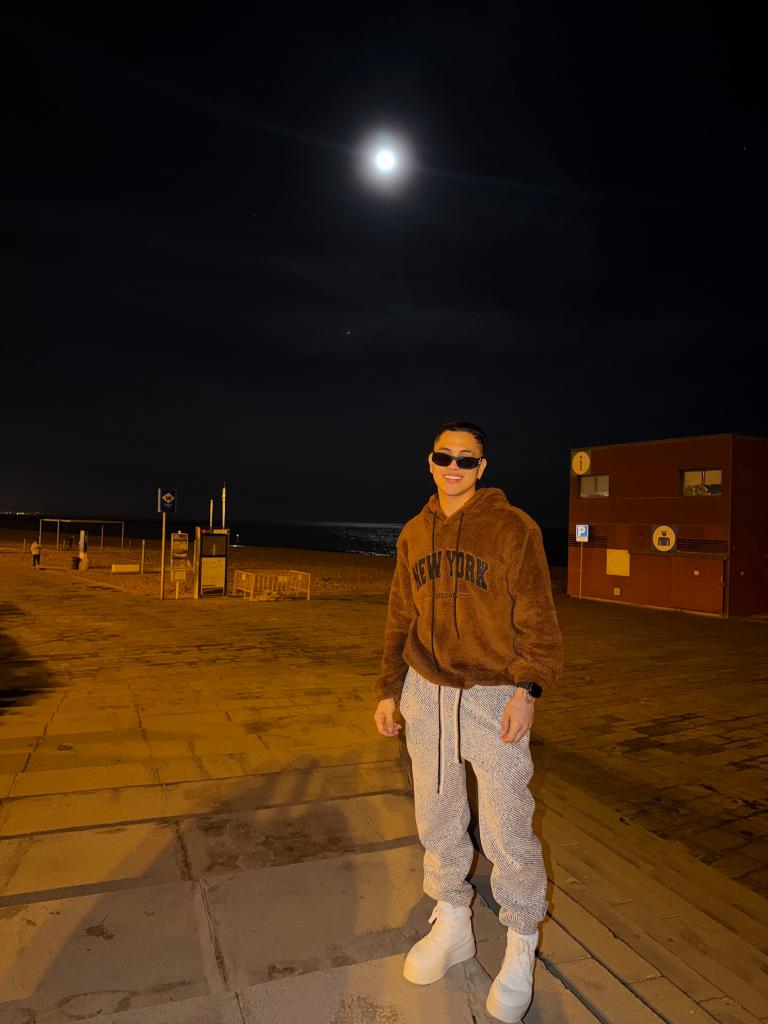 Chico busca chica en Barcelona: 