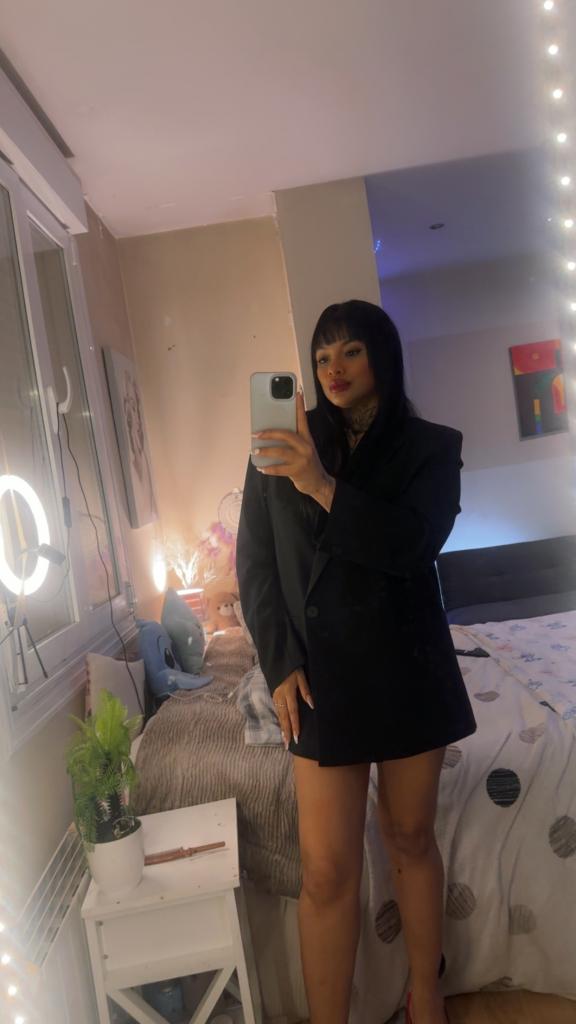 Chica busca chico en Orense: Chica busca chico