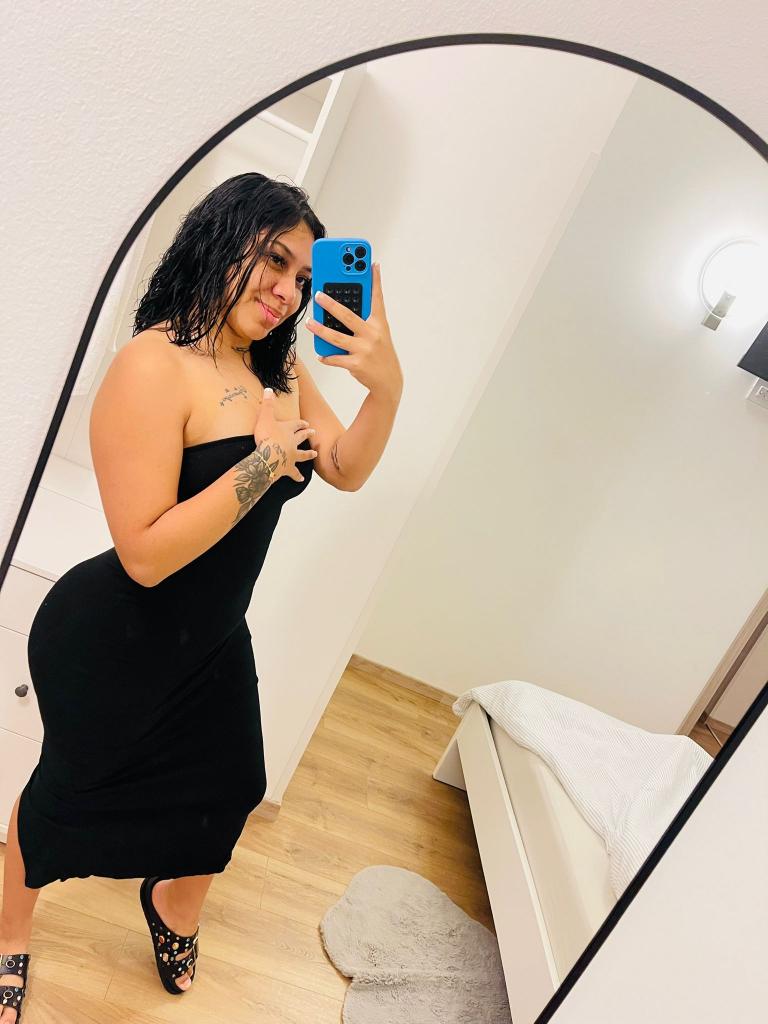 Chica busca chico en Tenerife: 