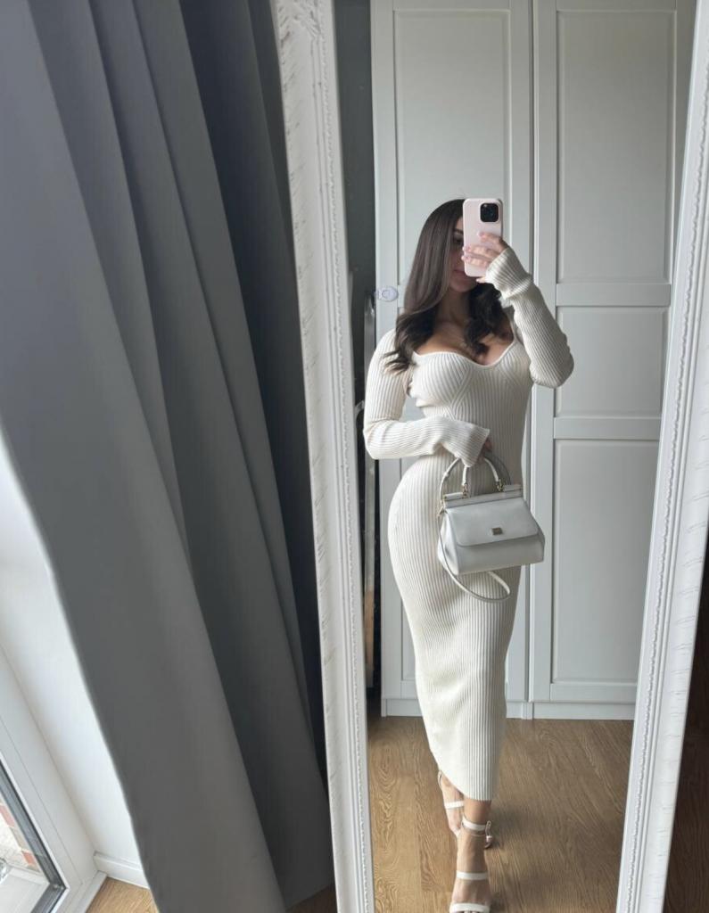 613872114: Chica busca chico en Almería