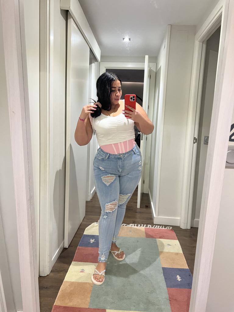 Chica busca chico en Almería: 